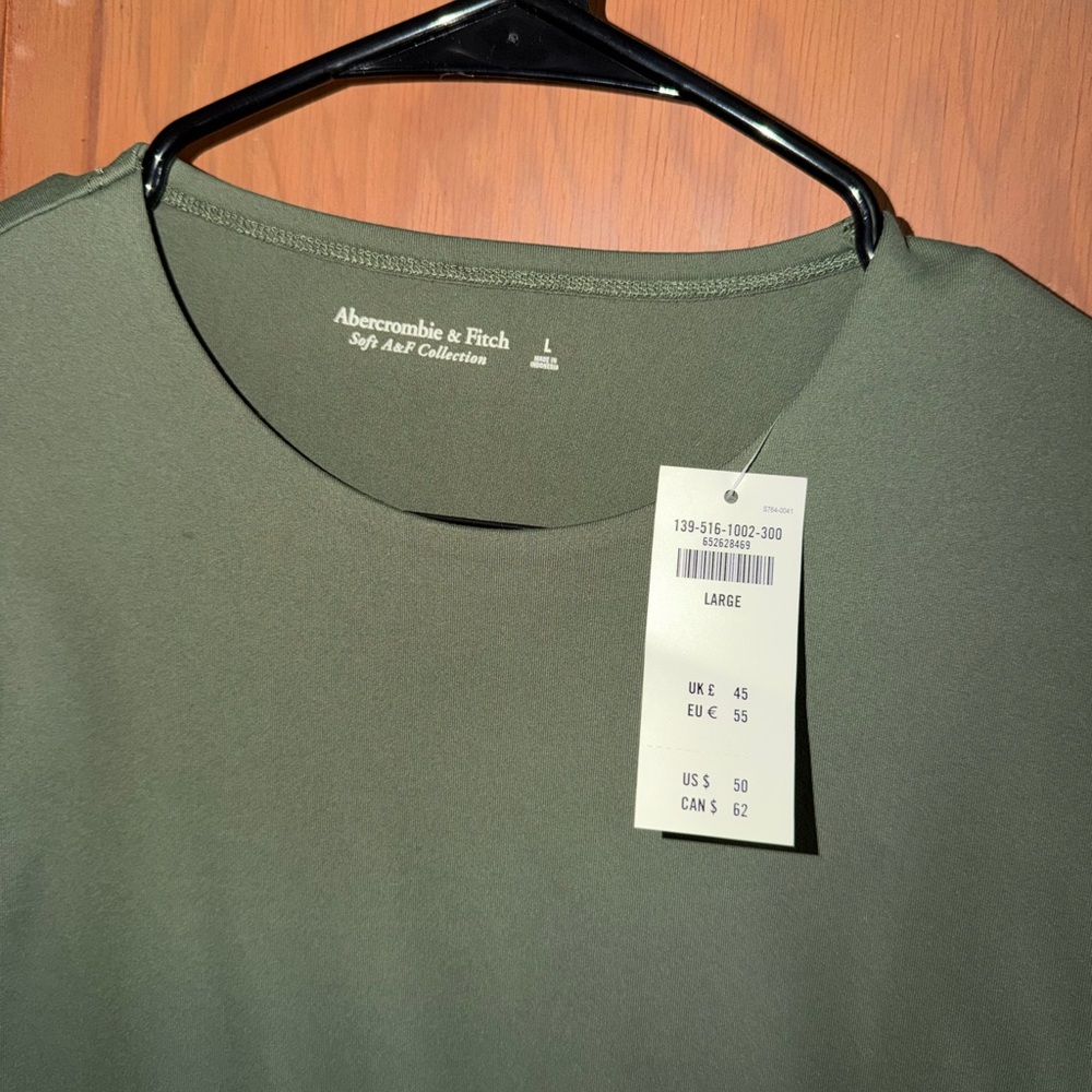 Abercrombie & Fitch Olive Long Sleeve bodysuit - Picture 3 of 3